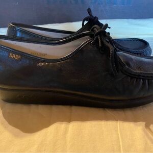SAS Women's Black Leather Shoes size 11 M